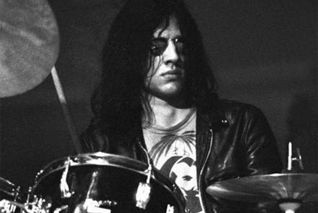 ザ・ストゥージズ:すべてのパンクはここから始まった 5 スコット・アシュトン