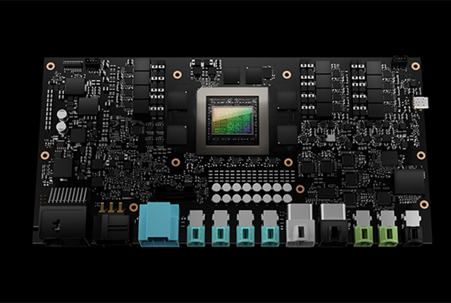 自動運転覇権争いが激化