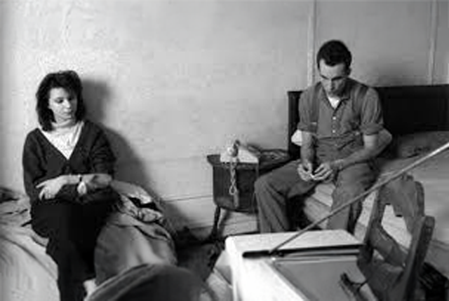 ストレンジャー・ザン・パラダイス・ブラックアウトシーン