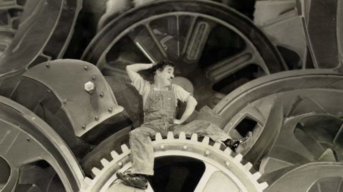 『モダン・タイムス』はAI時代の今こそ刺さるのか──働く意味を失った夜に観るべき一本 4 モダン・タイムス あらすじシーン
